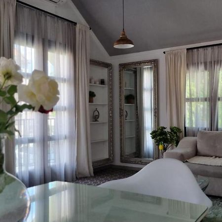 Apartman L&M 采蒂涅 外观 照片