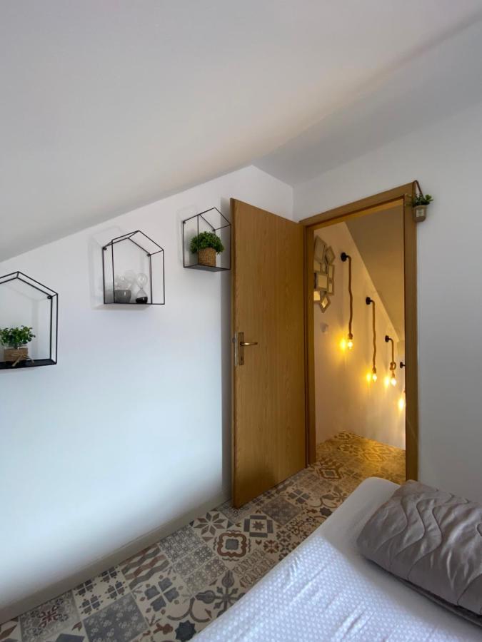Apartman L&M 采蒂涅 外观 照片