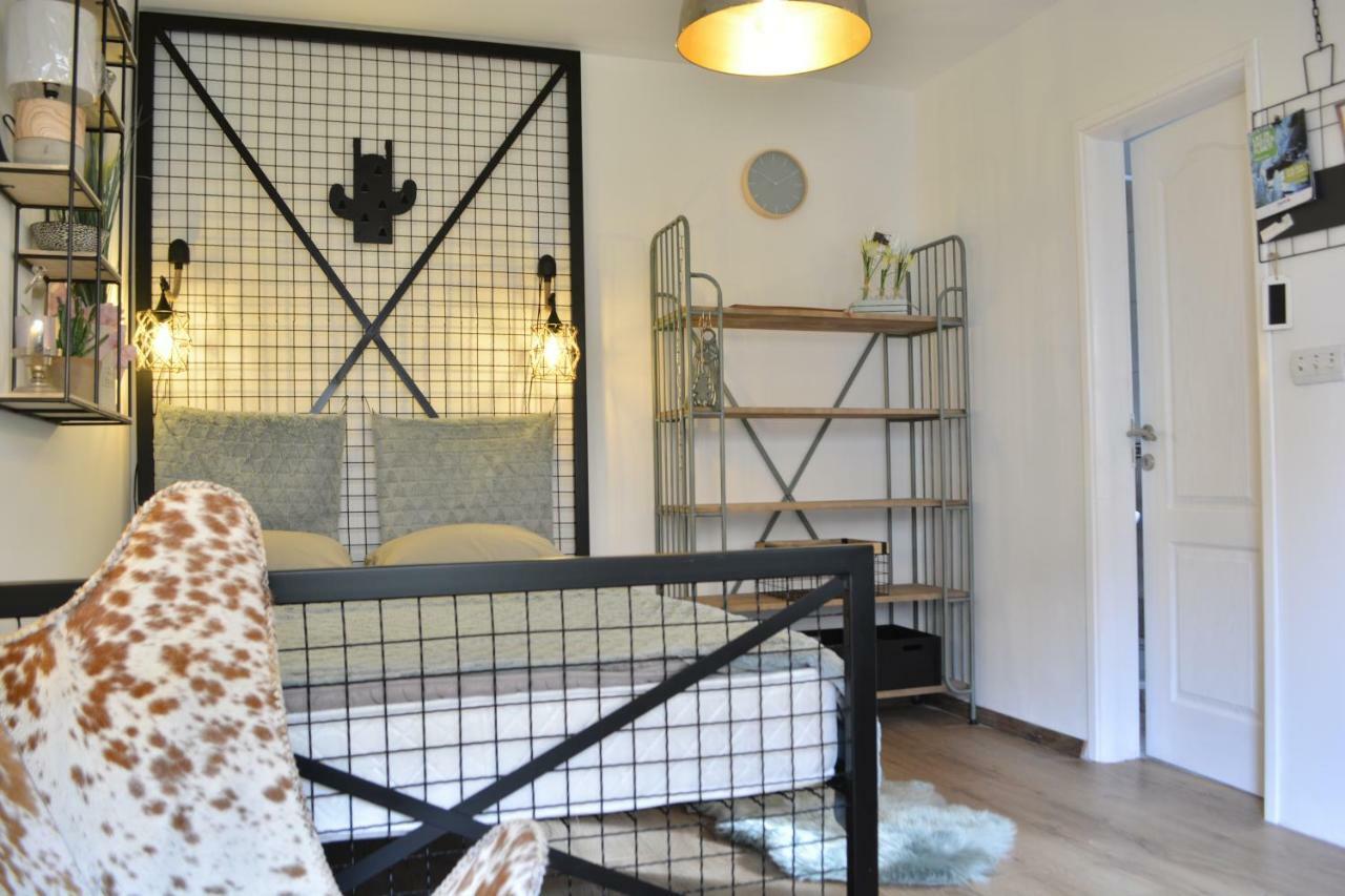 Apartman L&M 采蒂涅 外观 照片